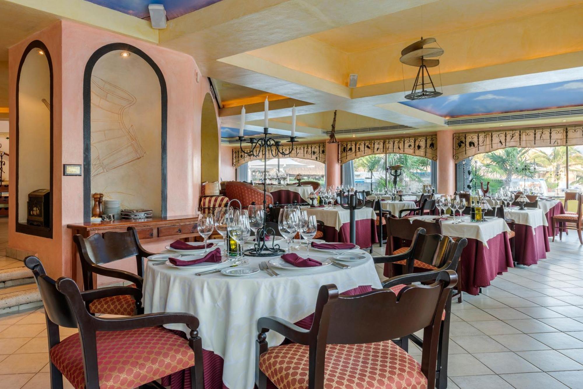 Wyndham Grand Cancun All Inclusive Resort & Villas Exterior foto