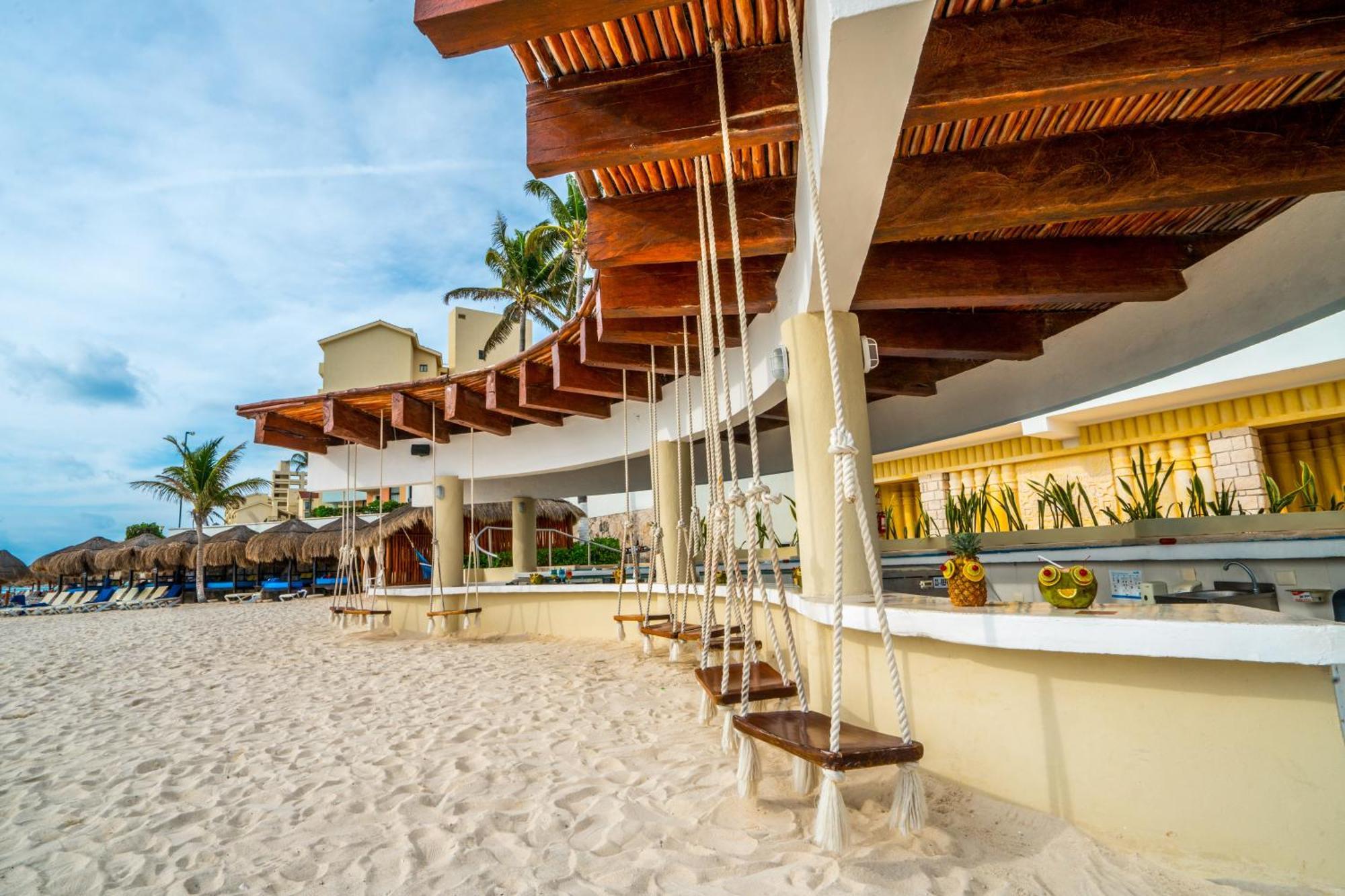 Wyndham Grand Cancun All Inclusive Resort & Villas Exterior foto